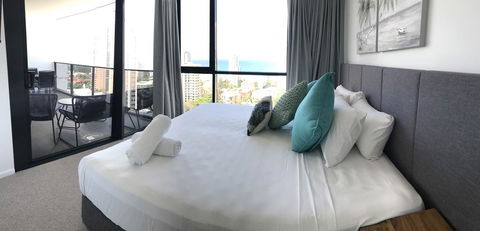 Qube Broadbeach Ocean View Apartments - Accommodation Australia 22