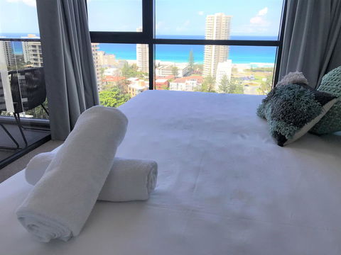 Qube Broadbeach Ocean View Apartments - Accommodation Australia 20