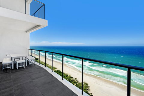 ULTIQA Air On Broadbeach - Accommodation Australia 0