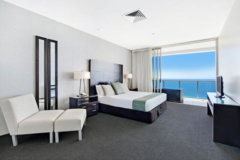 ULTIQA Air On Broadbeach - Accommodation Australia 8