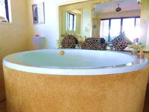 Gaia On Bribie Island - Accommodation Australia 12