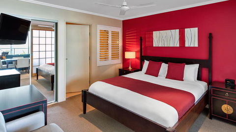 Oaks Hervey Bay Resort And Spa - Australia Shopping 30
