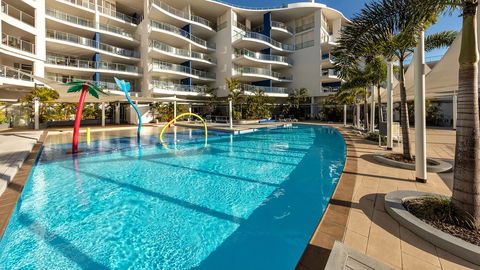 Oaks Hervey Bay Resort And Spa - Australia Shopping 19