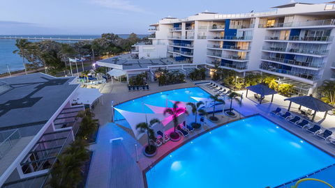 Oaks Hervey Bay Resort And Spa - Australia Shopping 29