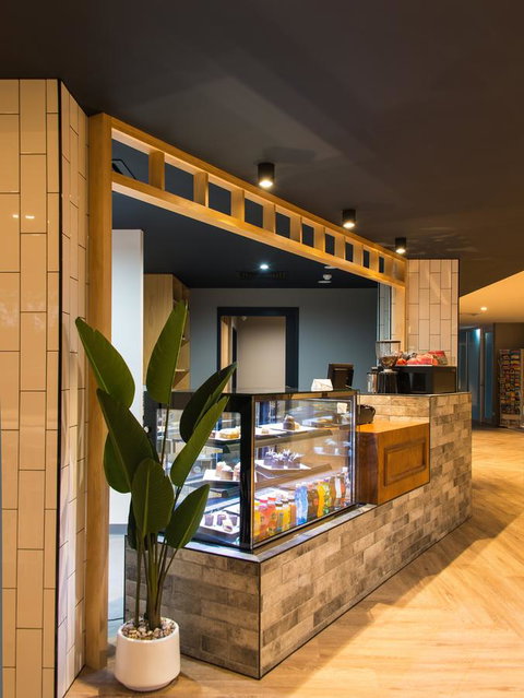 Woodroffe Hotel - Accommodation Australia 21