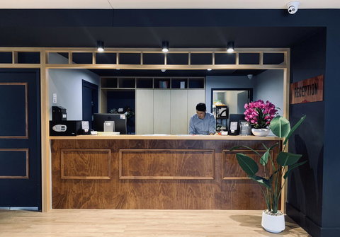 Woodroffe Hotel - Accommodation Australia 2