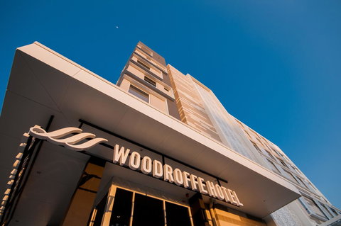 Woodroffe Hotel - Accommodation Australia 19
