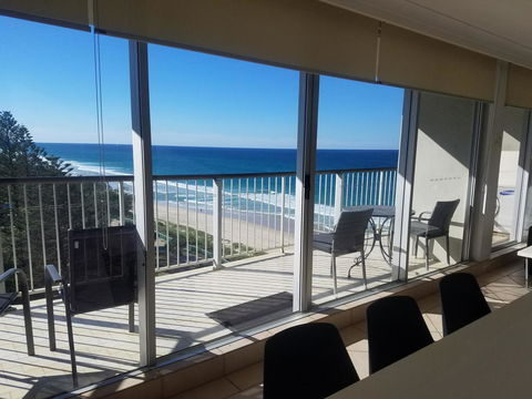Golden Sands On The Beach - Absolute Beachfront Apartments - Accommodation Australia 32