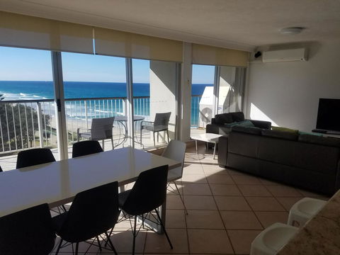 Golden Sands On The Beach - Absolute Beachfront Apartments - Accommodation Australia 35