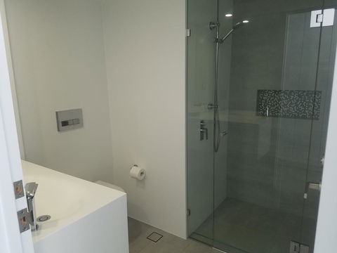 Golden Sands On The Beach - Absolute Beachfront Apartments - Accommodation Australia 10