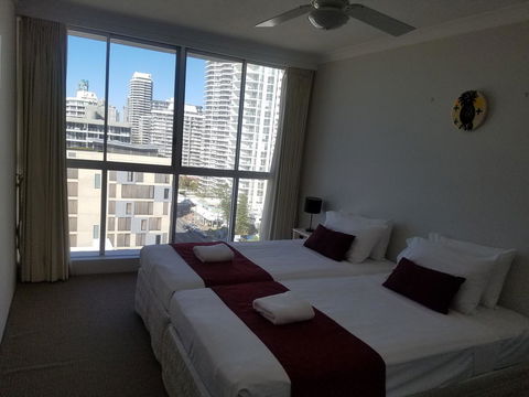 Golden Sands On The Beach - Absolute Beachfront Apartments - Accommodation Australia 23