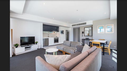 Gold Coast Private Apartments - H Residences, Surfers Paradise - Accommodation Australia 33