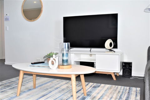 Gold Coast Private Apartments - H Residences, Surfers Paradise - Accommodation Australia 14