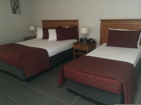 The Robert Towns - Accommodation Australia 23