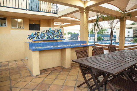 The Robert Towns - Accommodation Australia 7