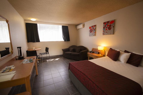 The Robert Towns - Accommodation Australia 22