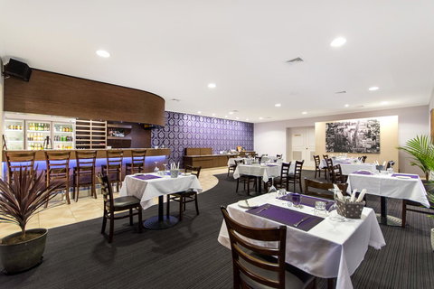 The Robert Towns - Accommodation Australia 18