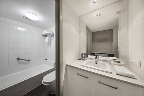 Novotel Surfers Paradise - Accommodation Australia 19