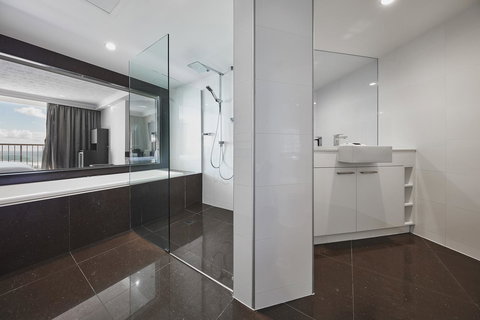 Novotel Surfers Paradise - Accommodation Australia 20