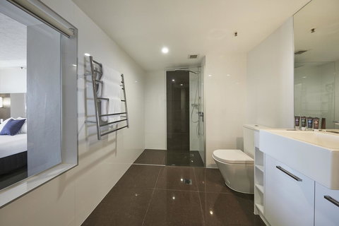 Novotel Surfers Paradise - Accommodation Australia 30