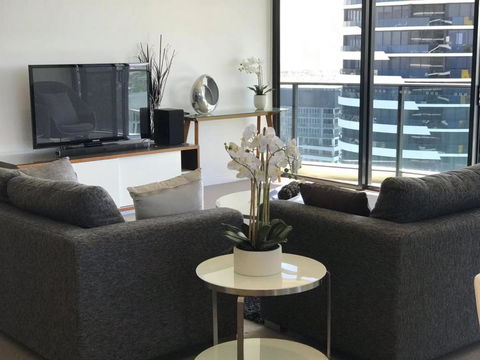 Luxury 3 Bedroom In Heart Of Broadbeach - Accommodation Australia 18