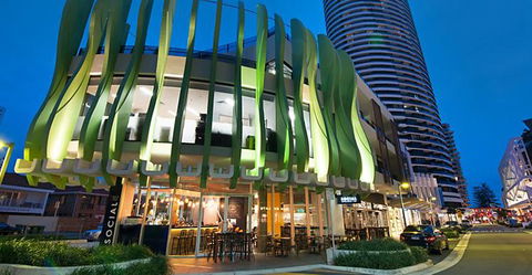 Luxury 3 Bedroom In Heart Of Broadbeach - Accommodation Australia 10