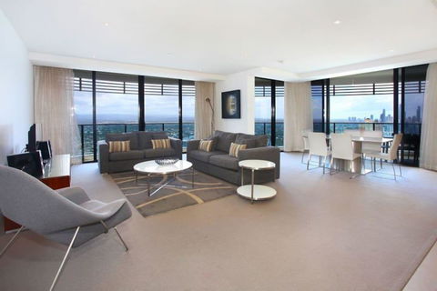 Luxury 3 Bedroom In Heart Of Broadbeach - Accommodation Australia 3