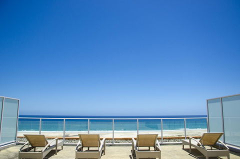 Kirra Surf Apartments - Local Tourism 22