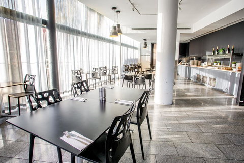 Mercure Brisbane Spring Hill - Australia Shopping 10