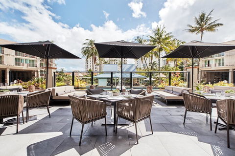 Novotel Cairns Oasis Resort - Australia Shopping 32