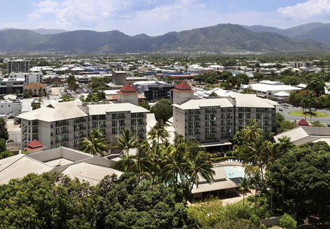Novotel Cairns Oasis Resort - Australia Shopping 38