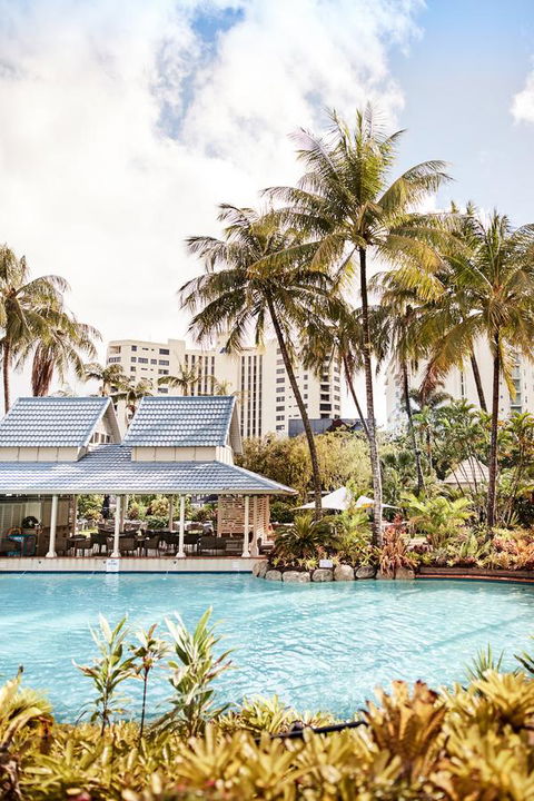 Novotel Cairns Oasis Resort - Australia Shopping 4