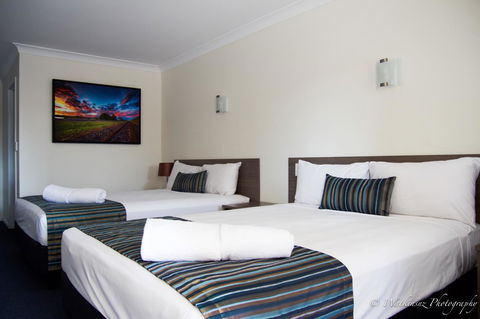 Sugar Country Motor Inn - Australia Shopping 9