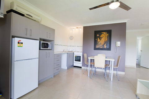 Bay Of Palms - Accommodation Australia 37