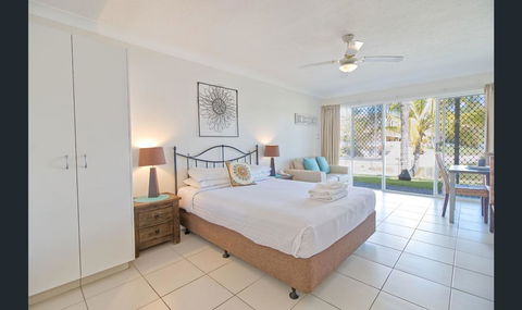 Bay Of Palms - Accommodation Australia 6