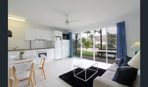 Bay Of Palms - Accommodation Australia 22