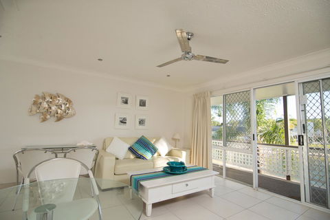 Bay Of Palms - Accommodation Australia 31