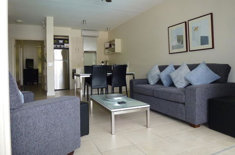 5231 BEACH CLUB PENTHOUSE - Accommodation Australia 1