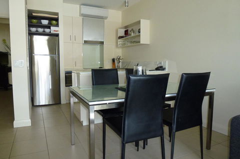 5231 BEACH CLUB PENTHOUSE - Accommodation Australia 2
