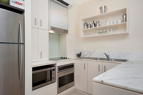 5231 BEACH CLUB PENTHOUSE - Accommodation Australia 8