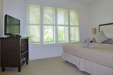 5231 BEACH CLUB PENTHOUSE - Accommodation Australia 7