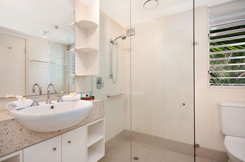 5231 BEACH CLUB PENTHOUSE - Accommodation Australia 10
