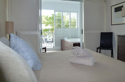 5231 BEACH CLUB PENTHOUSE - Accommodation Australia 6