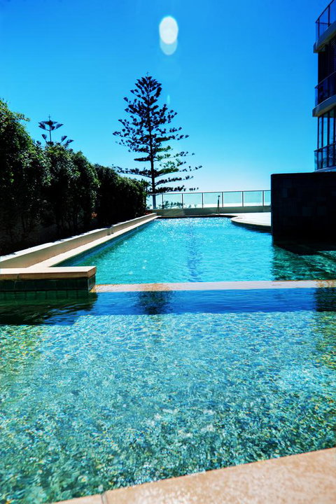 Reflection On The Sea - Bed n Breakfasts 23