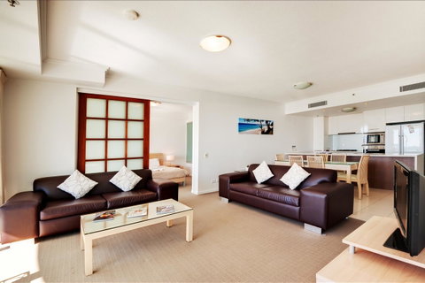 Reflection On The Sea - Bed n Breakfasts 26