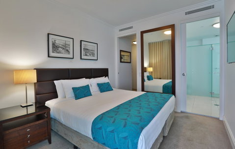 Reflection On The Sea - Bed n Breakfasts 12