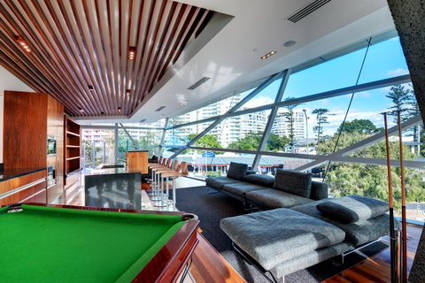 Reflection On The Sea - Bed n Breakfasts 21