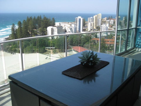 Reflection On The Sea - Bed n Breakfasts 35