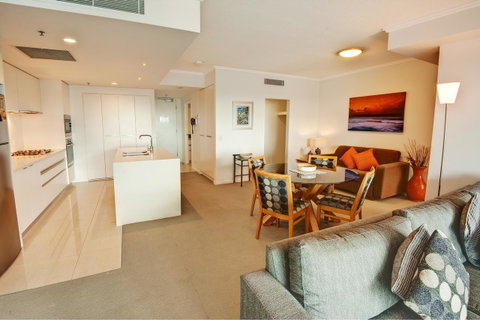 Reflection On The Sea - Bed n Breakfasts 16