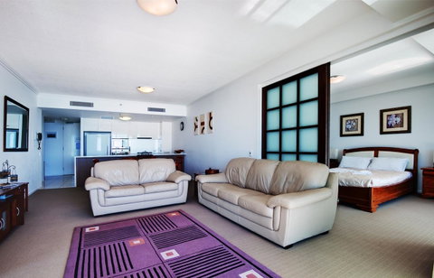 Reflection On The Sea - Bed n Breakfasts 37